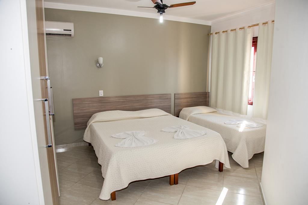 Residencial Ilha Dourada Hotel Governador Celso Ramos Værelse billede