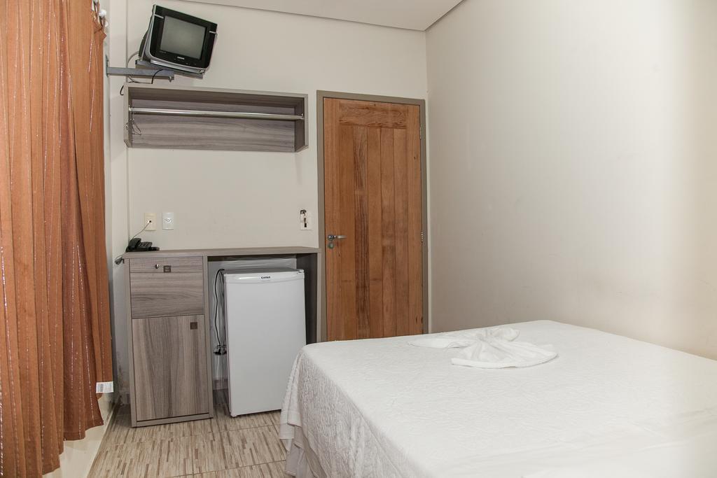 Residencial Ilha Dourada Hotel Governador Celso Ramos Værelse billede