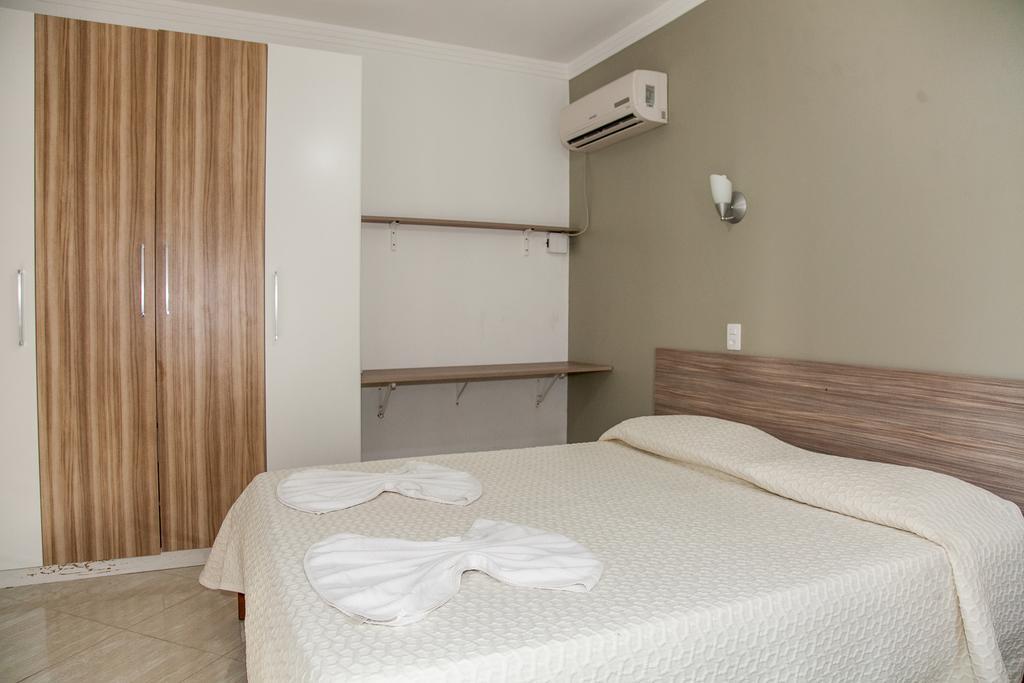 Residencial Ilha Dourada Hotel Governador Celso Ramos Værelse billede