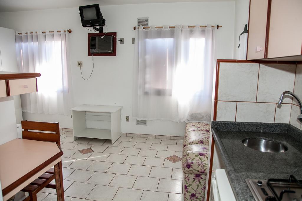 Residencial Ilha Dourada Hotel Governador Celso Ramos Værelse billede